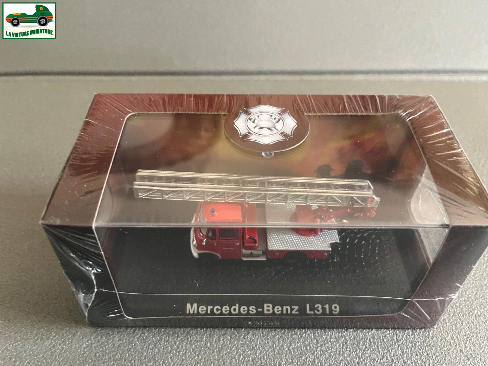 Voiture miniature Camion Pompiers Mercedes Benz L319 Editions Atlas au 1/72