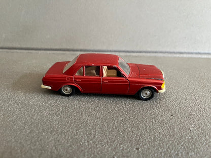 Voiture Miniature Ancienne Mercedes 280 E Solido France au 1/43