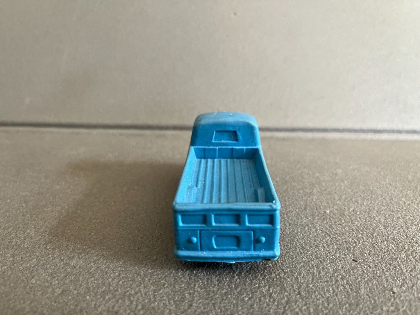 Voiture Miniature Ancien Volkswagen Combi Tomte Lardal Norway Plastique Gomme