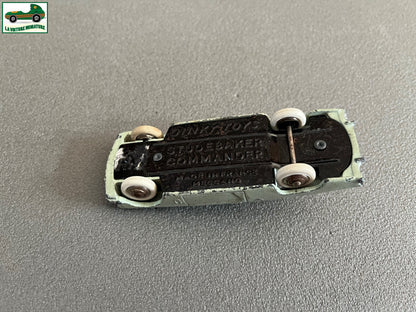 Ancienne Miniature Voiture Studebaker Commander Dinky Toys Meccano France Epave