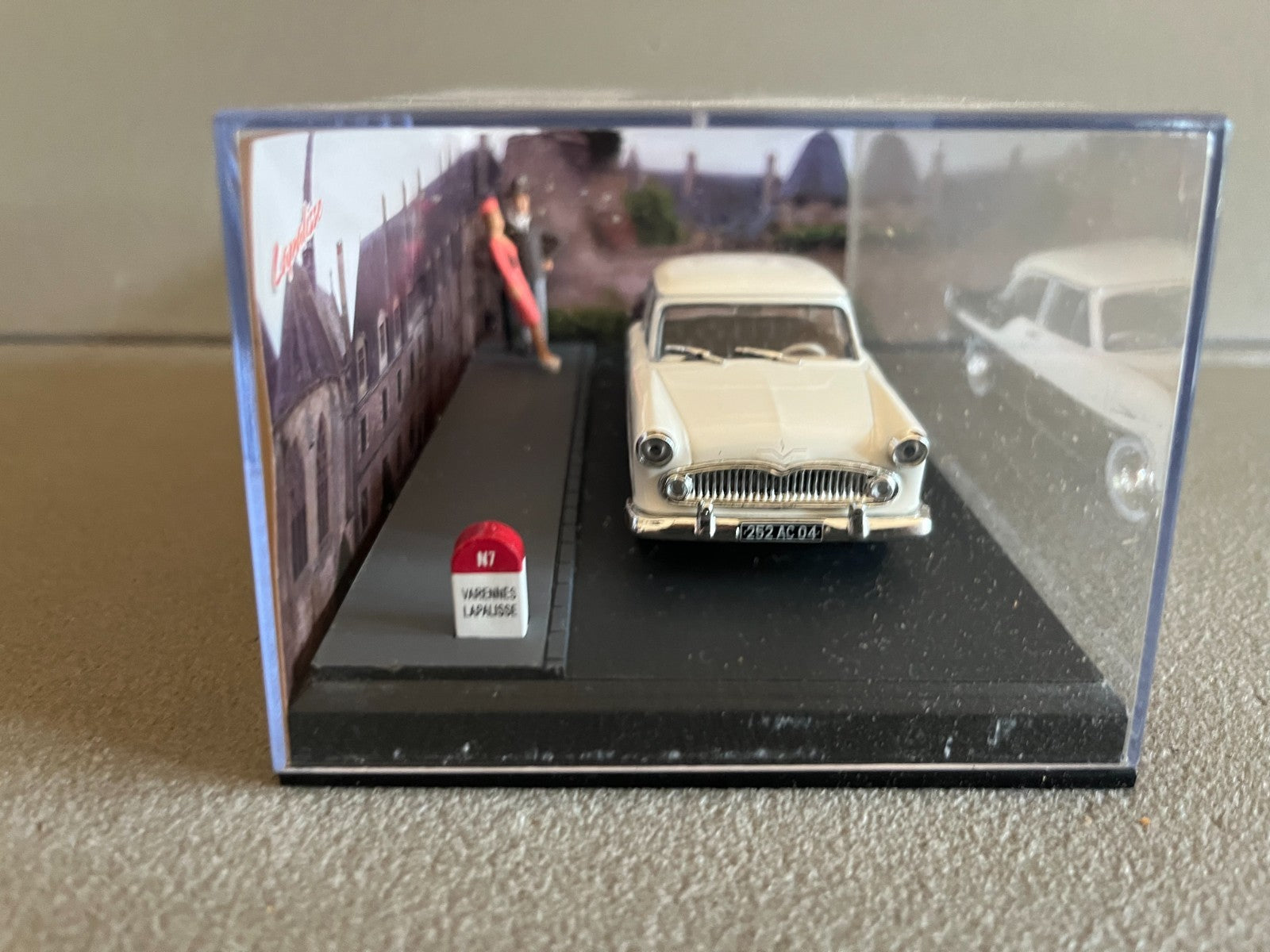 Voiture Miniature Simca Vedette Versailles Etape 12 La Route Bleue RN7 1/43