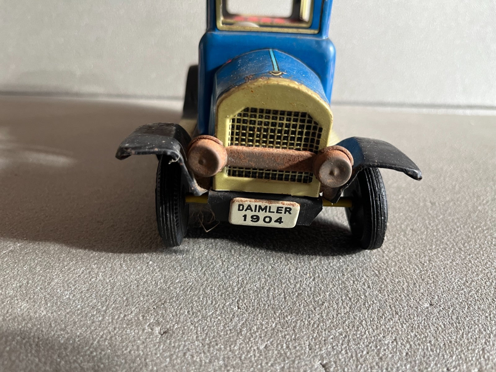 Jouet Ancien Voiture miniature 1904 Daimler Japan Tôle Friction Vintage
