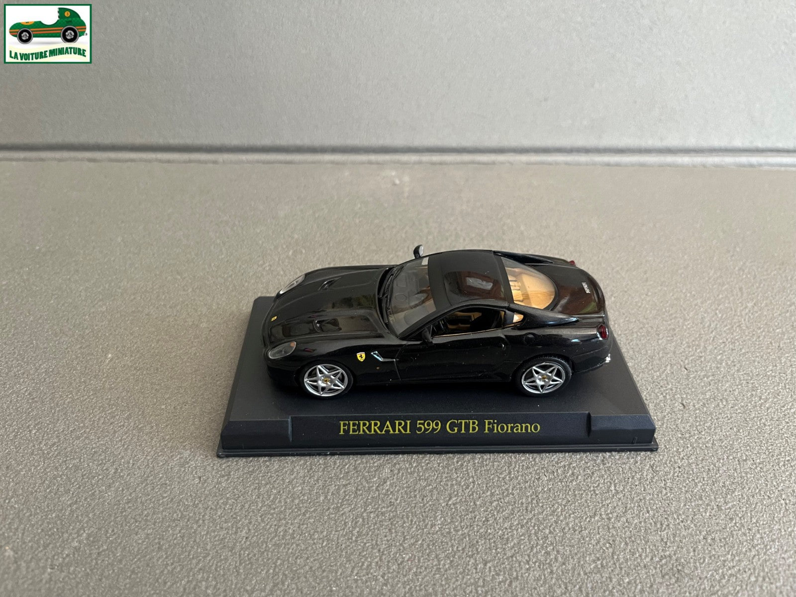 Voiture miniature Ferrari 599 GTB Fiorano Ixo Fabbri au 1/43