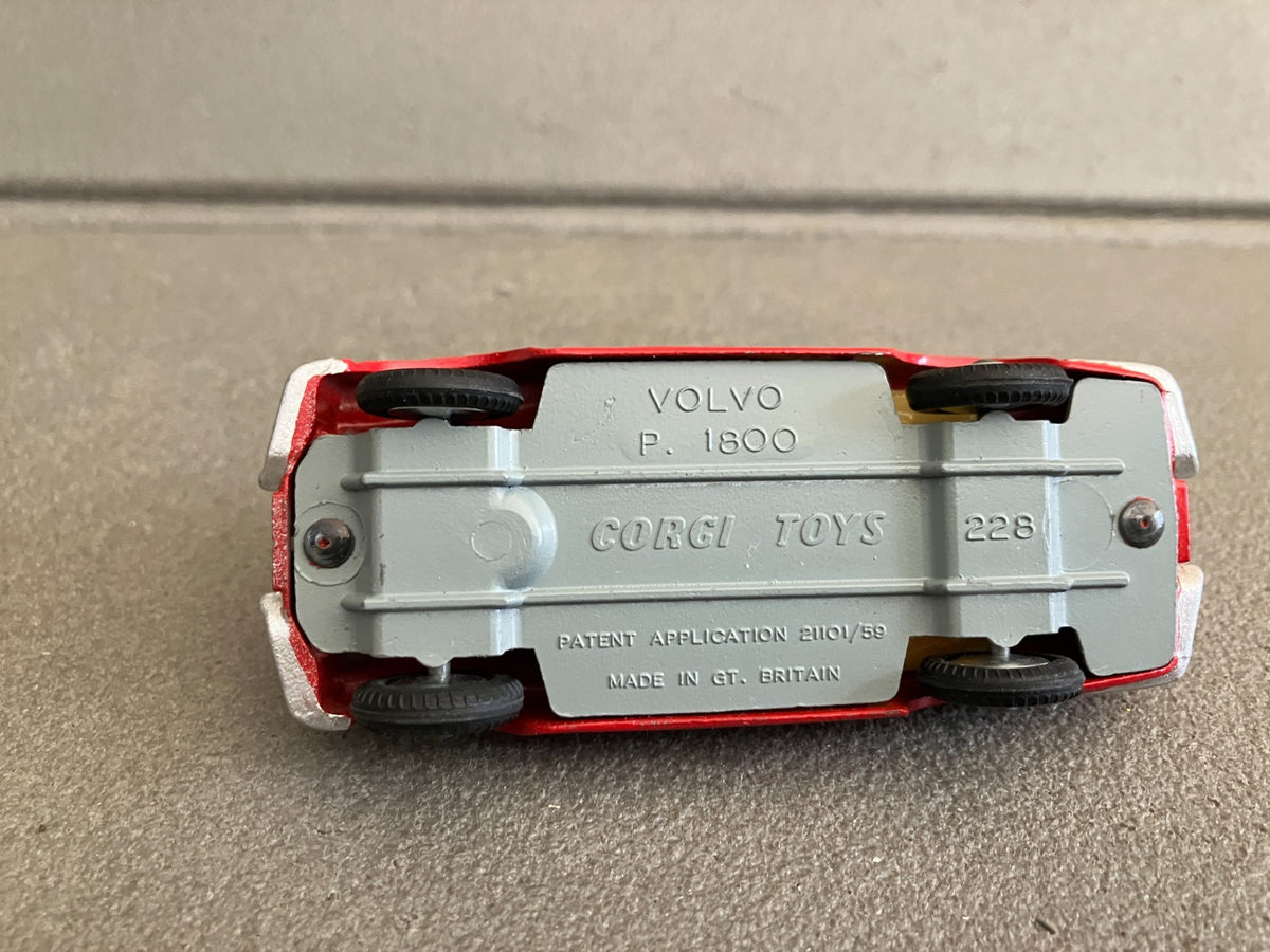 Ancienne Voiture Miniature Volvo P1800 228 Corgi Toys England  1/43