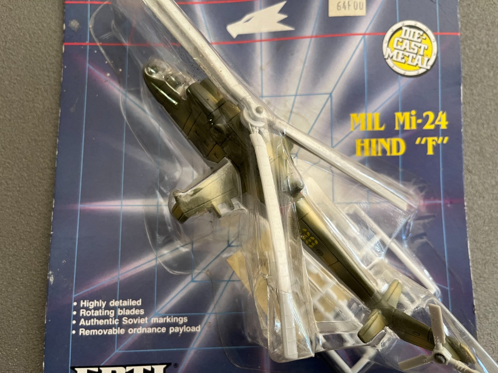 Ancien Avion miniature Militaire Vintage Hélicoptère MIL Mi-24 Hind "F" ERTL