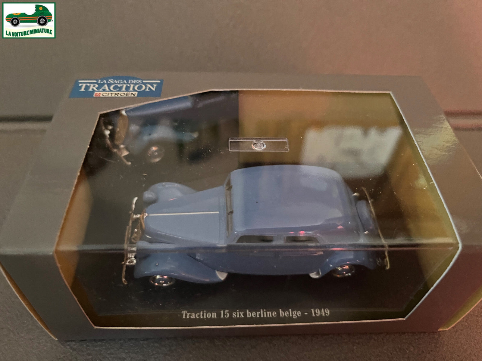 Voiture Miniature Citroen Traction 15 six berline belge 1949 Atlas Courtage 1/43