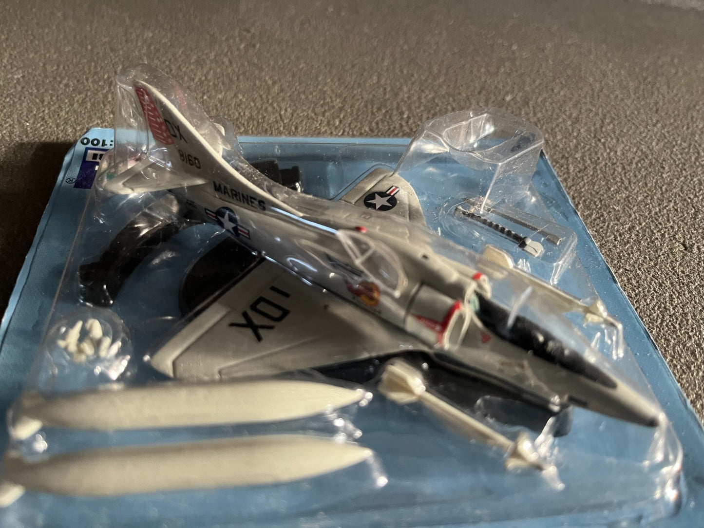 Avion miniature Militaire Tempest Fabbri Italeri 1/100