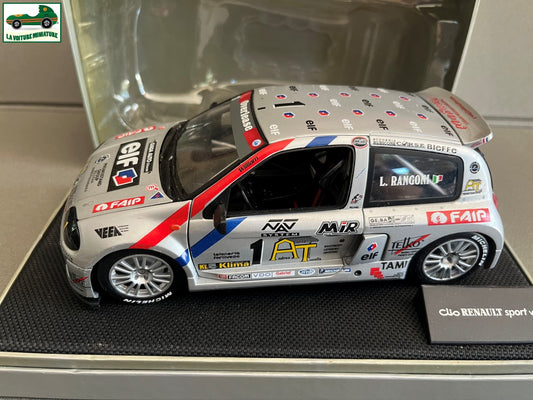 Voiture miniature Renault Clio Sport V6 Rangoni Universal Hobbies au 1/18