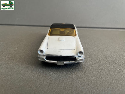 Voiture Miniature Ford Thunderbird Corgi Made in GT Britain au 1/35 1/36