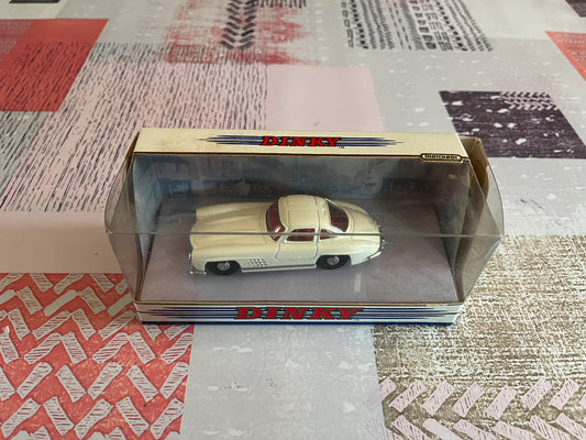 Voiture Miniature Mercedes Benz 300SL Gullwing DY-12 Dinky Matchbox au 1/43