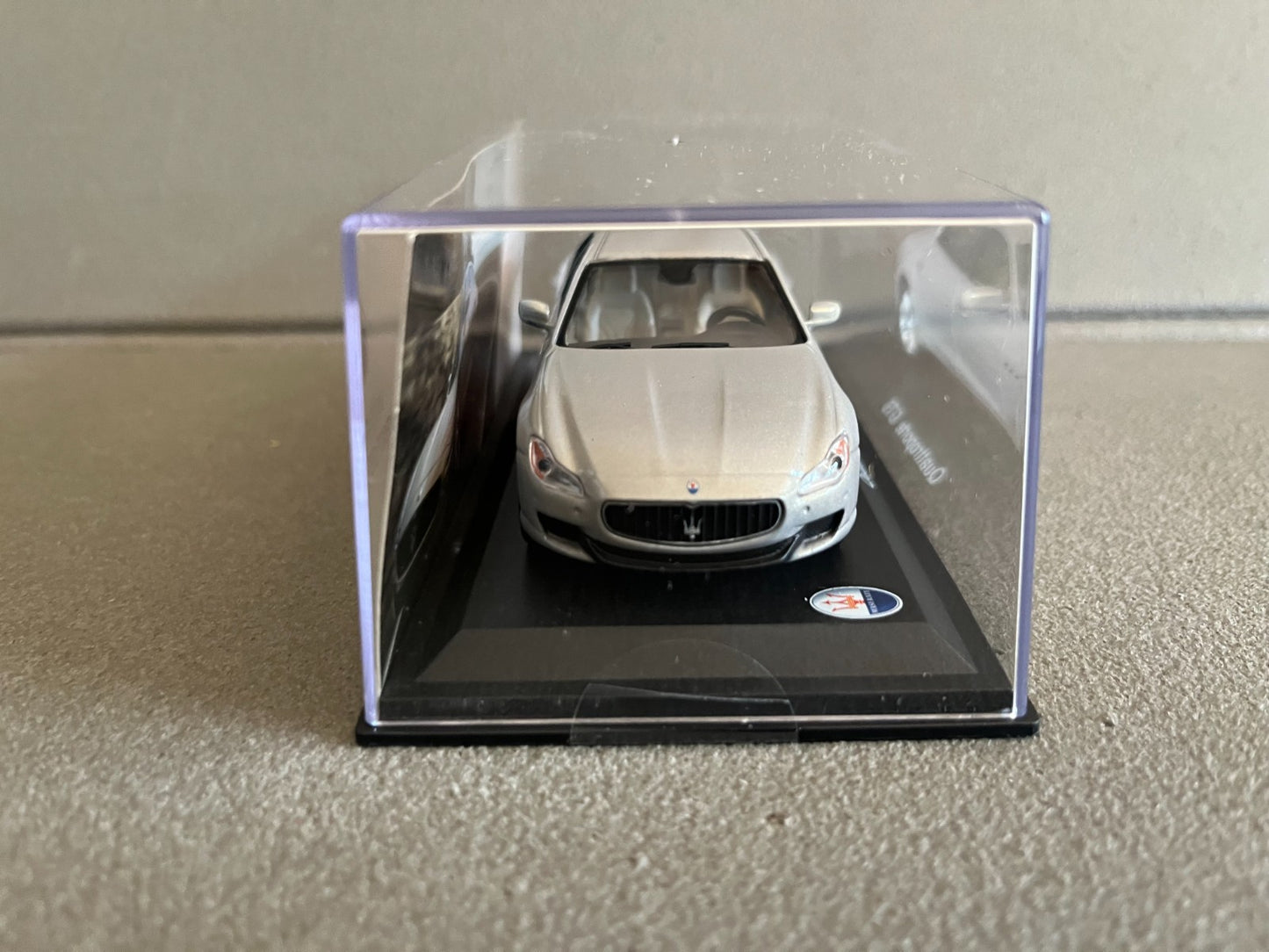 Voiture Miniature Maserati Quattroporte GTS au 1/43