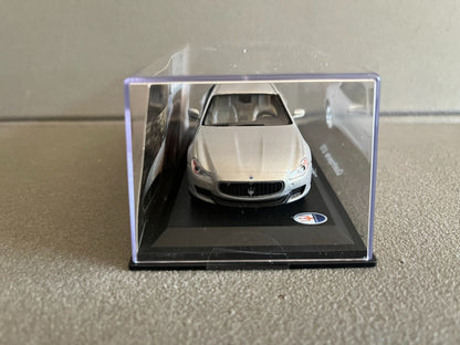 Voiture Miniature Maserati Quattroporte GTS au 1/43