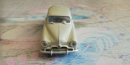 Voiture miniature Simca Aronde Nostalgie au 1/43