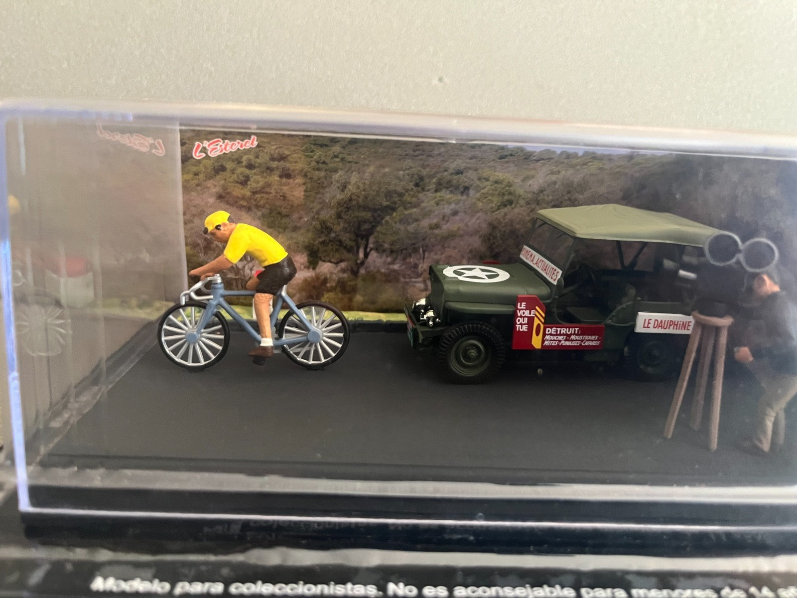 Voiture Miniature Jeep Willys MB Etape 33 La Route Bleue RN7 1/43