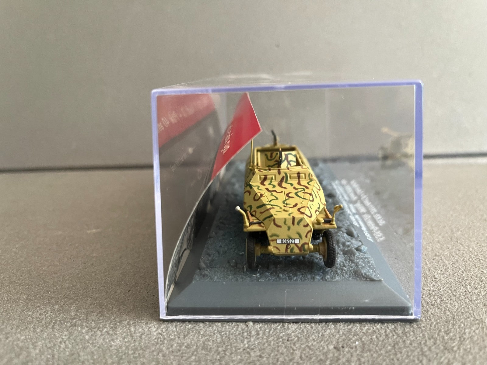 Miniature Militaire Char Tank Blindé Sd.Kfz. 251/1 + 7.5 cm Pak 40 Altaya 1/72