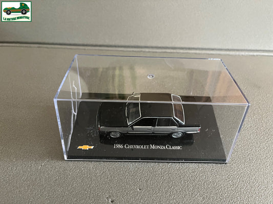 Voiture miniature Américaine Chevrolet Monza Classic 1986 au 1/43