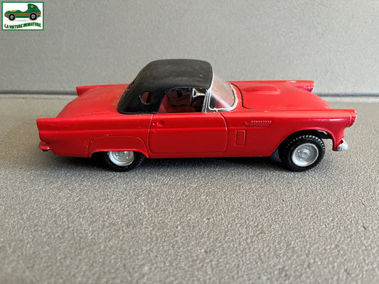 Ancienne Miniature Kit métal monté Ford Thunderbird au 1/24