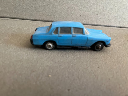 Ancienne Voiture Miniature Lancia Flaminia Norev Plastique France Epave