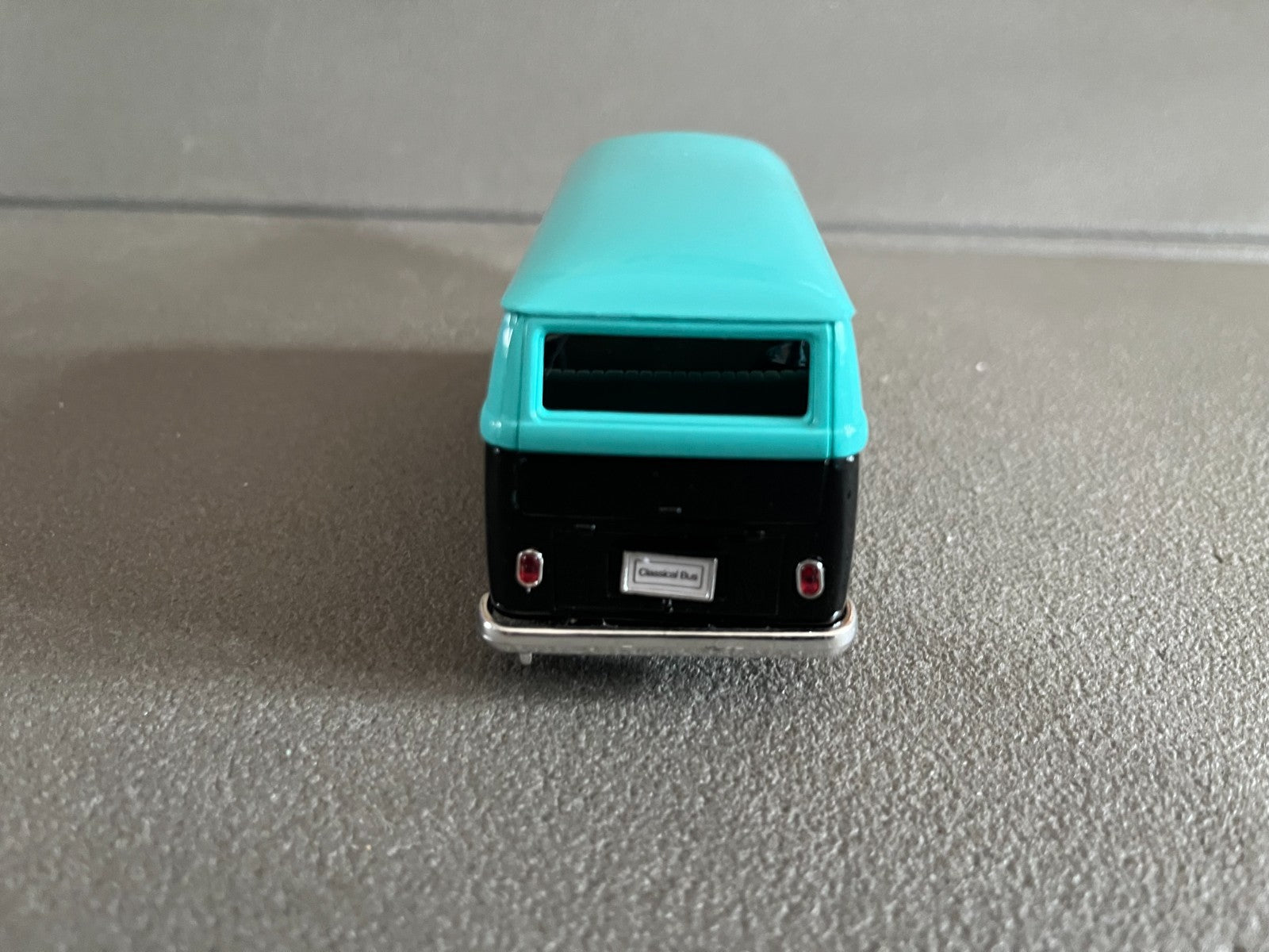 Voiture Miniature Bus Volkswagen Combi T1 1963 Welly au 1/34 1/39