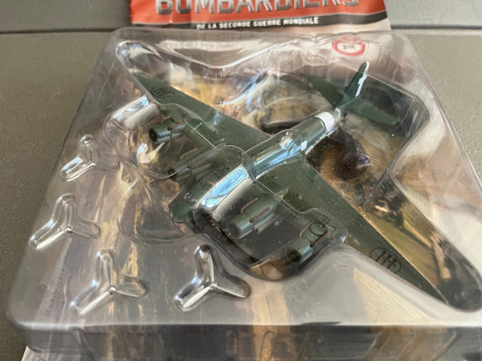 Avion miniature Militaire Bombardier Piaggio P.108 II Serie Altaya 1/72