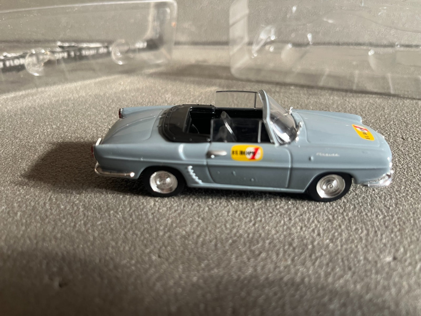 Voiture Miniature Renault Floride Europe 1 Tour de France Vélo Norev au 1/43