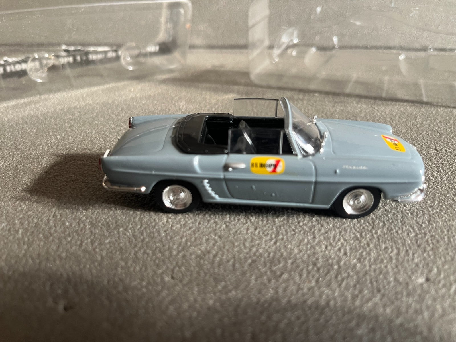 Voiture Miniature Renault Floride Europe 1 Tour de France Vélo Norev au 1/43