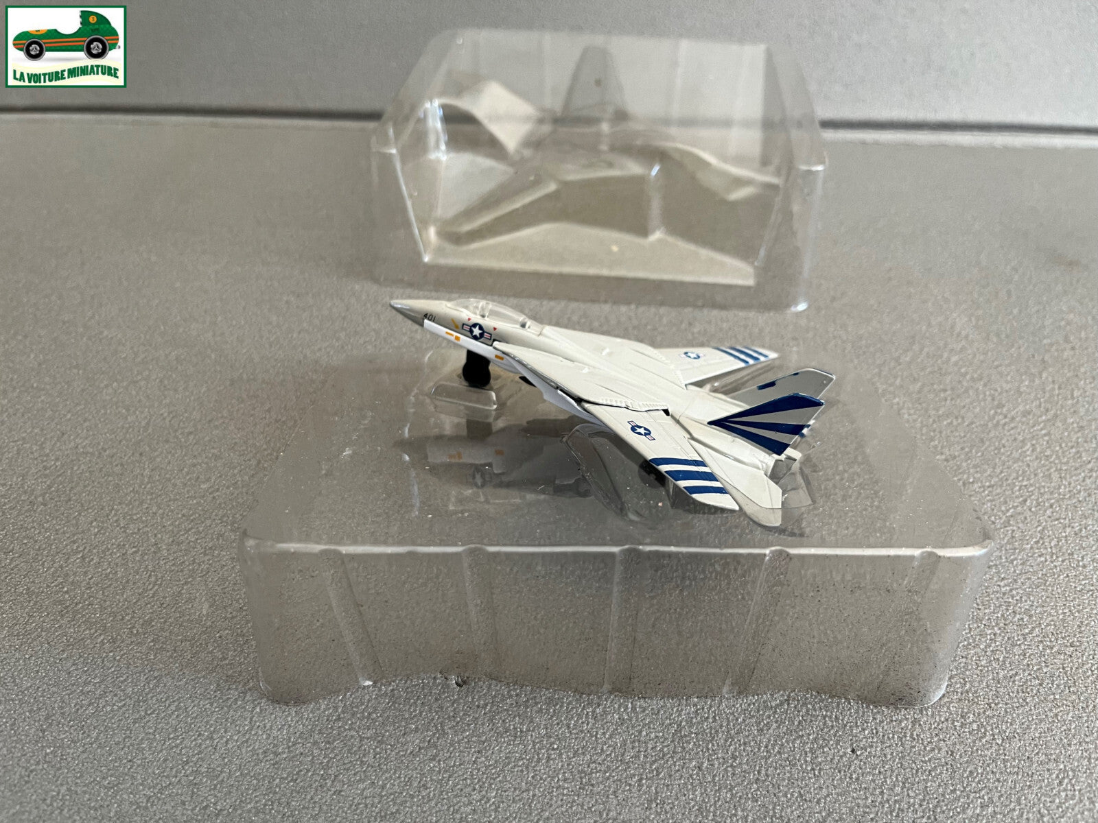Avion miniature Militaire Sky Wings MotorMax F14 Tomcat