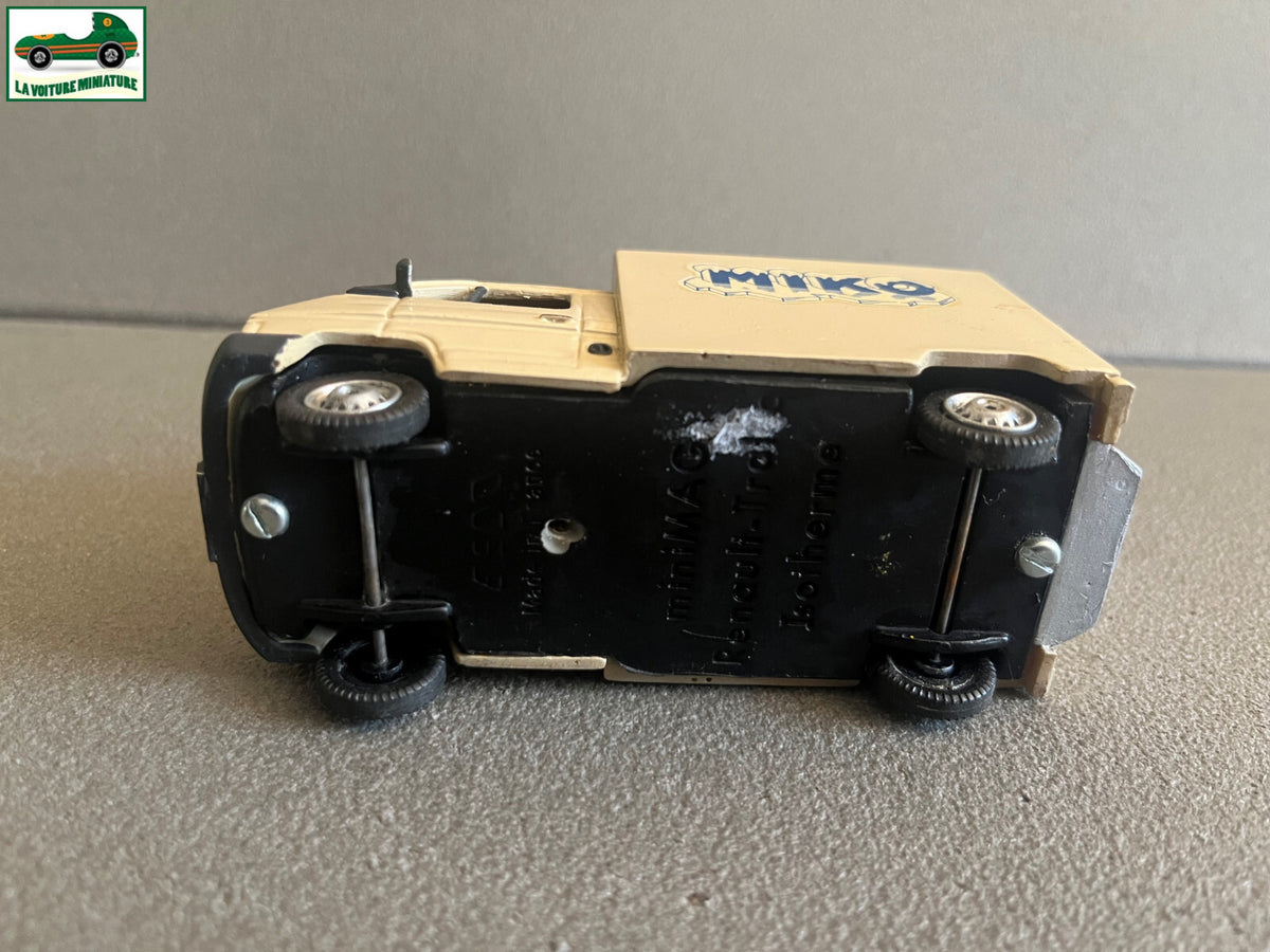 Voiture Miniature Kit monté Camion Renault Trafic Isotherme Miko Esdo au 1/43