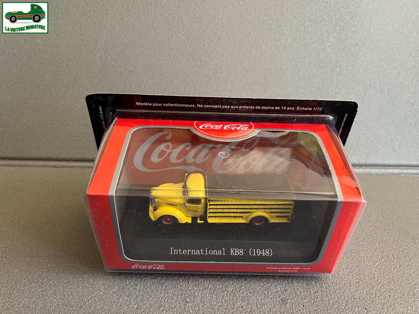 Voiture miniature Camion Livraison Coca Cola International KB8 1948 au 1/72