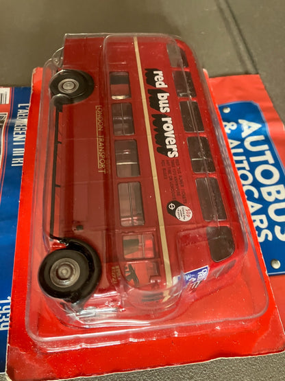 Voiture miniature AEC Regent III RT 1939 1/43 Autobus Autocars du Monde