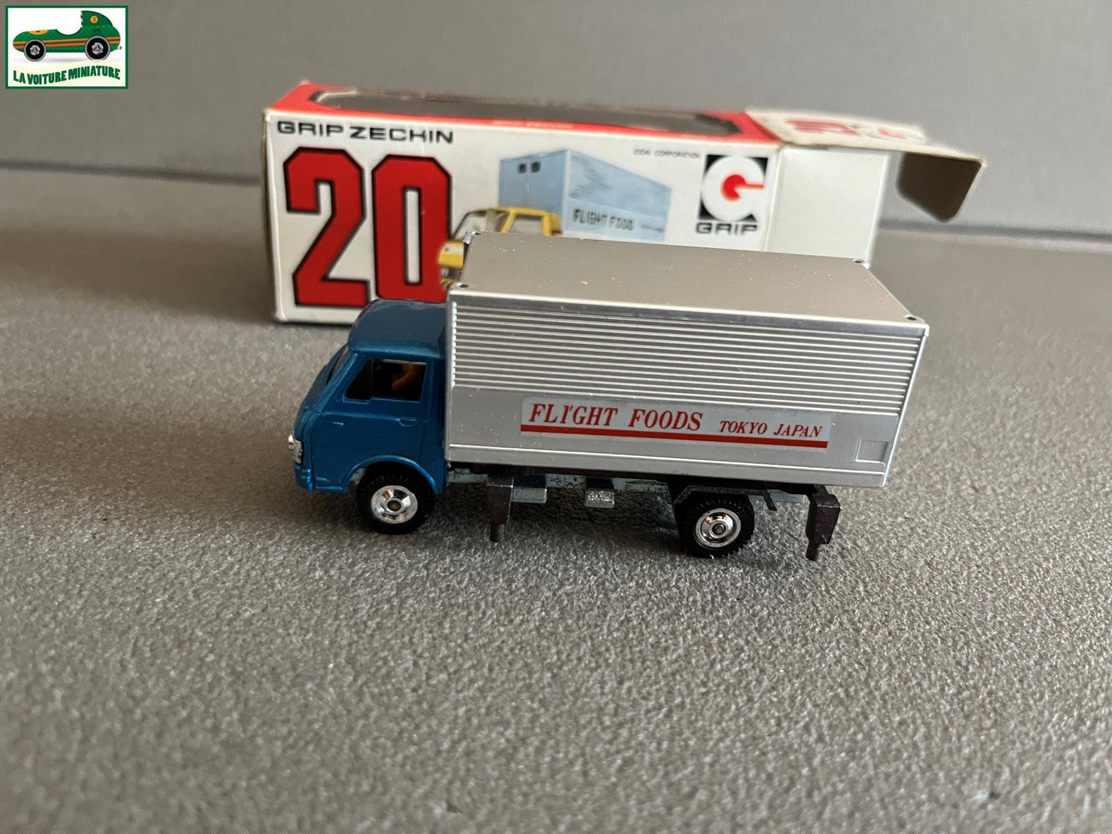 Voiture miniature Camion Grip Zechin Isuzu Lift Truck Japan 1/62