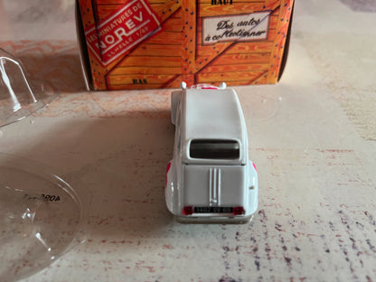Voiture Miniature 2 CV Citroen 2cv 6 Saint Valentin Norev 1/43