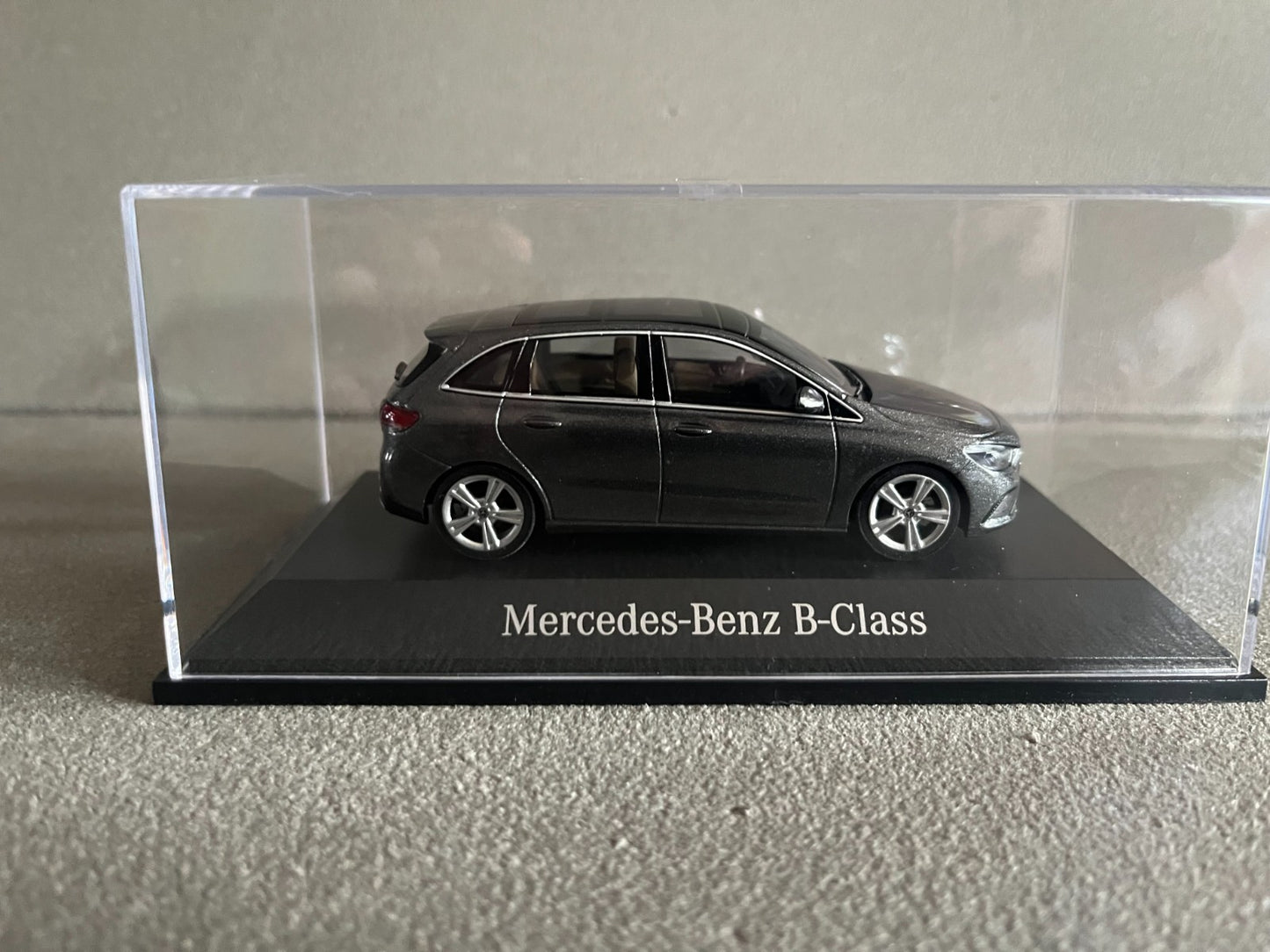 Voiture Miniature Mercedes Benz B-Klasse 2018 Herpa au 1/43