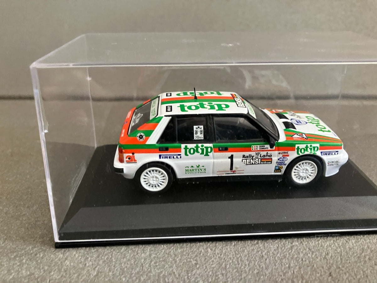 Voiture Miniature Lancia Delta HF 4WD Rallye Lana 1987 au 1/43