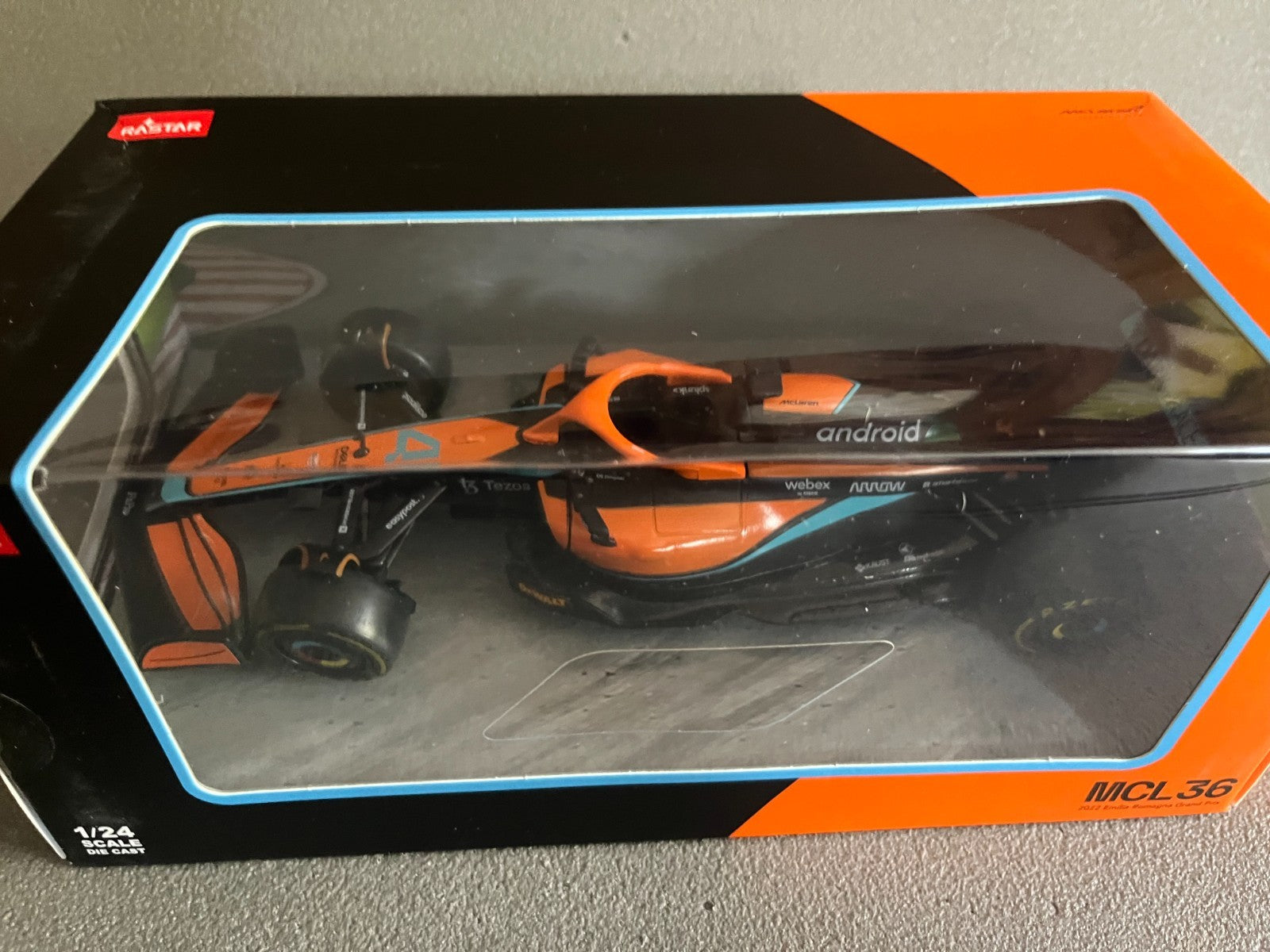 Voiture miniature Formule 1 McLaren MCL 36 Romagna 2022 Rastar 1/24