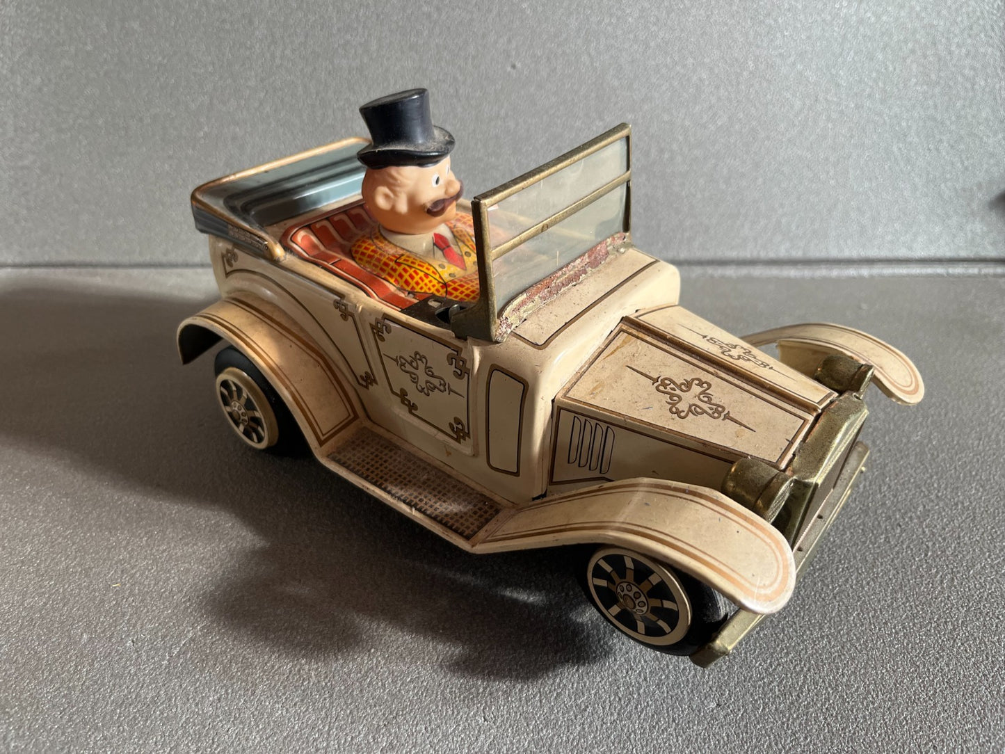 Jouet Ancien Voiture miniature ALPS Made in Japan Tôle Pile Vintage