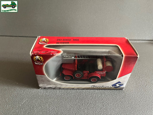 Voiture Miniature 2151 Dodge 4x4 Devidoir Pompiers Solido au 1/50