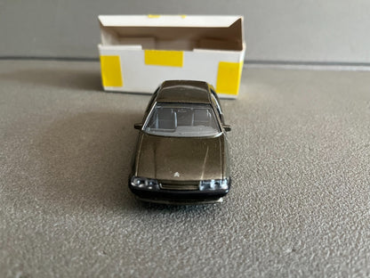 Jouet Ancien Voiture Miniature Citroen Xantia Burago  Rochetaillée 94 1/43