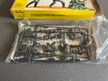 Maquette Militaire Figurine Soldat Heller Appui Feu Groupe Combat Allemagne 1/35