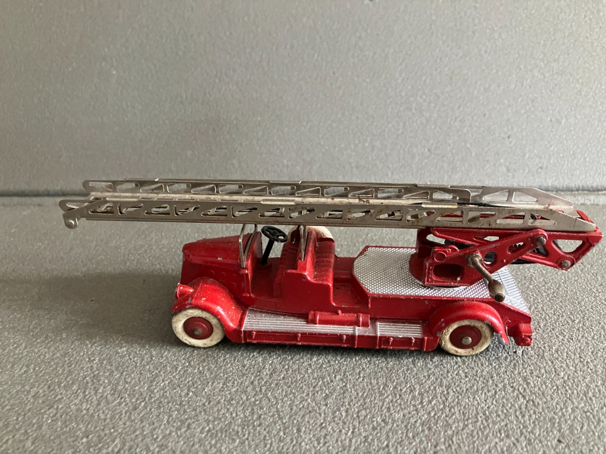 Ancienne Miniature Camion Delahaye Pompiers 32D Dinky Toys Meccano France
