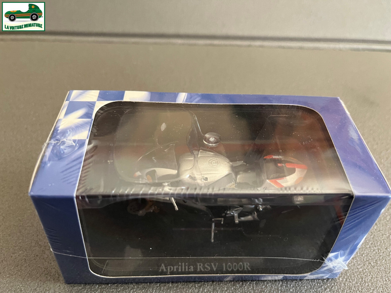 Moto miniature Aprilia RSV 1000R Editions Atlas Collection au 1/24