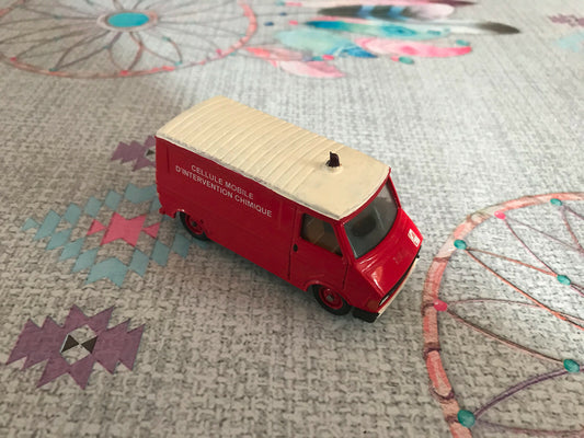 Voiture Miniature Camion Secours Pompiers Citroen C35 Chimique 1/50 Solido