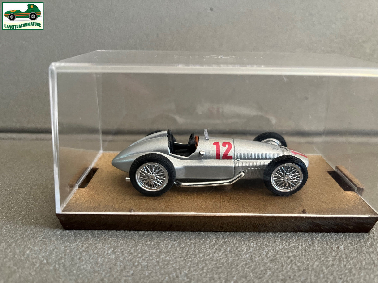 Voiture Miniature Mercedes Benz Course #12 Brumm au 1/43