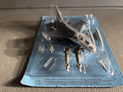 Avion miniature Militaire F-16A Fabbri Italeri 1/100