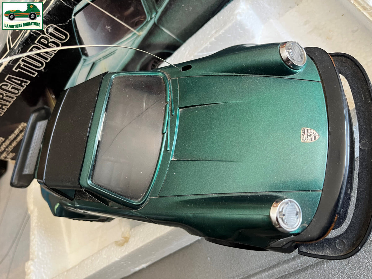 Ancienne Voiture Radiocommandée RC Porsche Targa Turbo Schuco incomplète