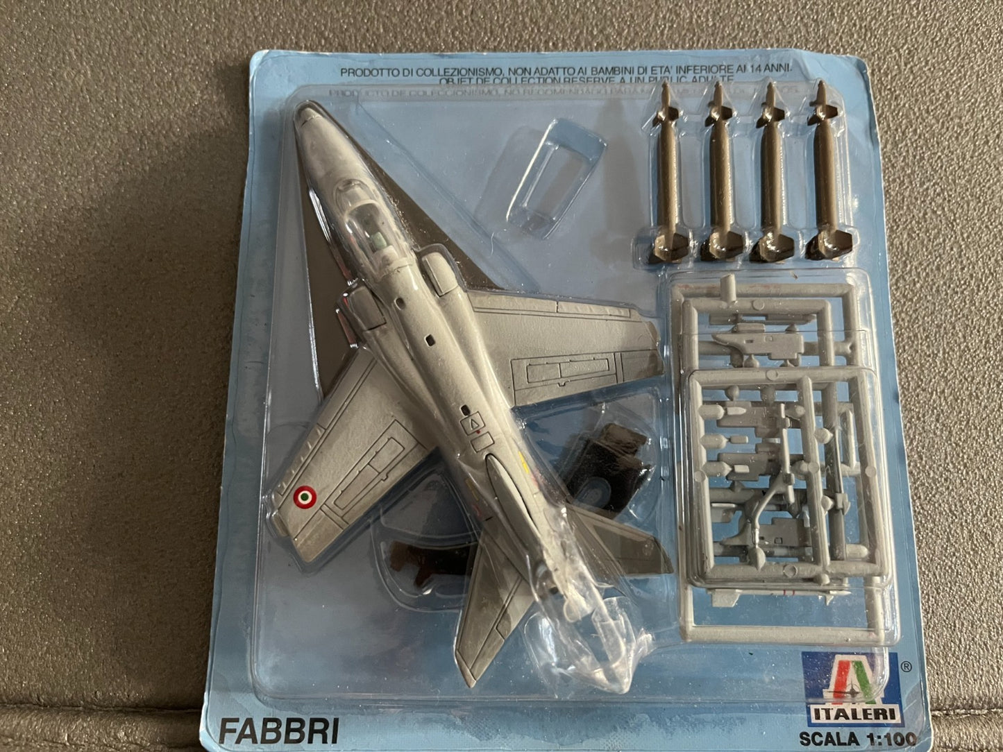 Avion miniature Militaire AMX Ghibli Fabbri Italeri 1/100