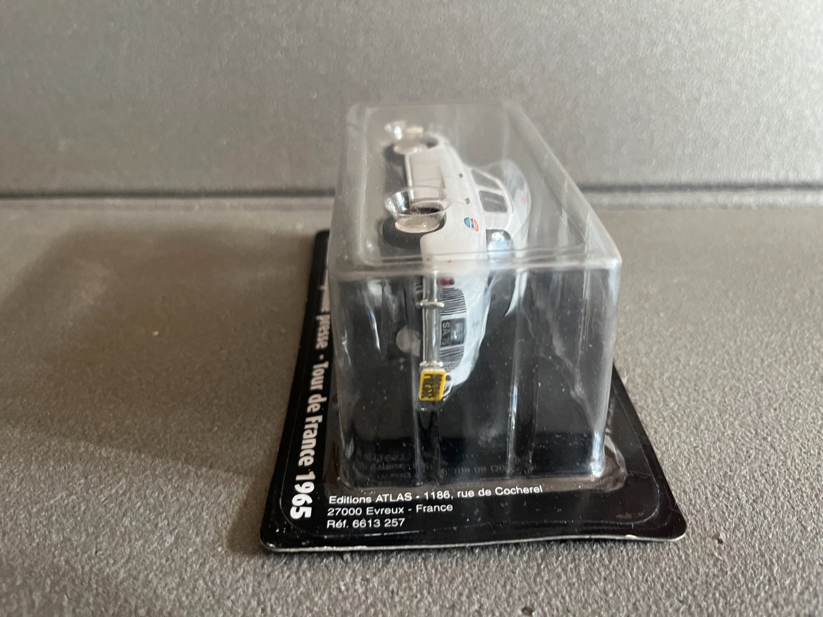 Voiture Miniature Renault Dauphine Presse 1965 Norev Tour de France Vélo 1/43