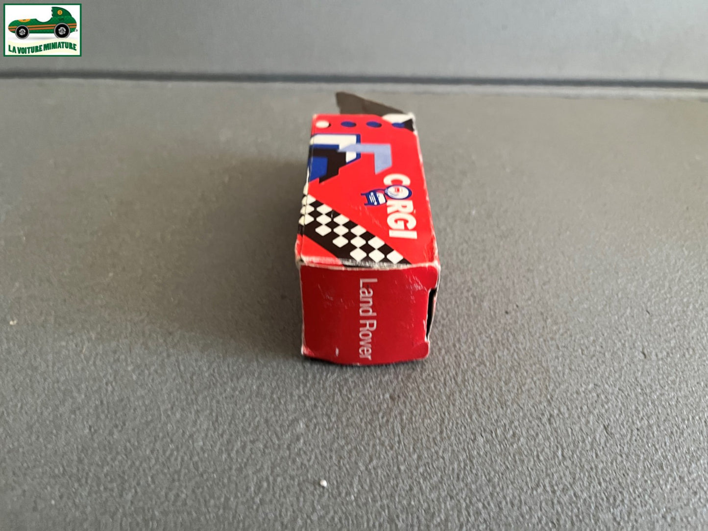 Ancienne Voiture Miniature Corgi Land Rover Made GT Britain Echelle Majorette