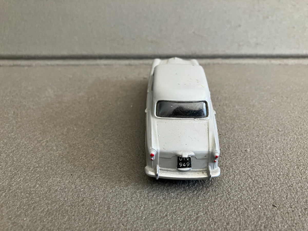 Ancienne Voiture Miniature Austin A105 176 England Meccano Dinky Toys 1/43