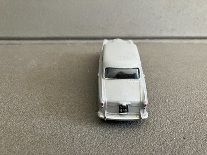 Ancienne Voiture Miniature Austin A105 176 England Meccano Dinky Toys 1/43